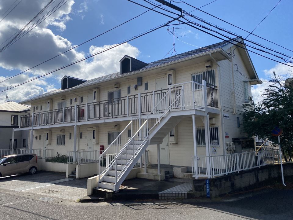 アパートメントO６